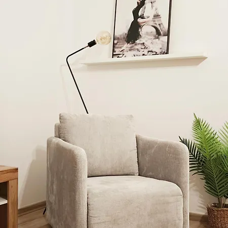 شقة Greenstreetapartment Kecskemét
